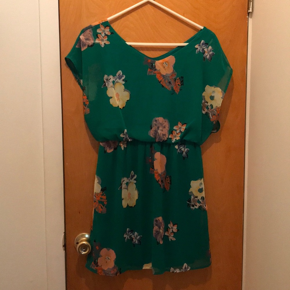 Green Floral dress. Size small